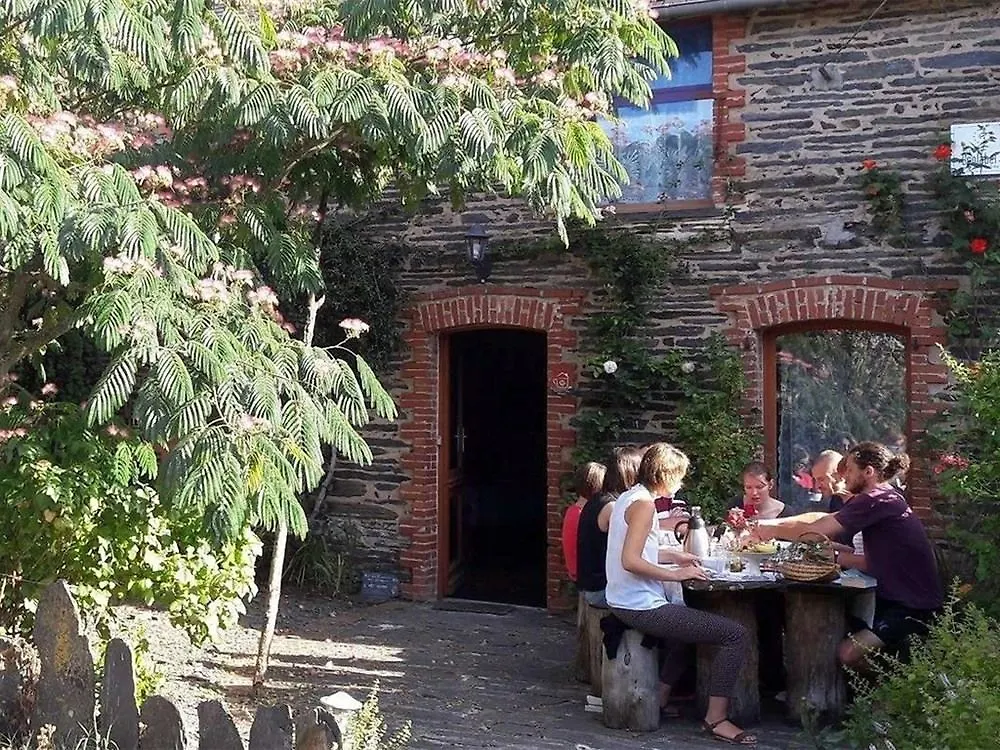 Guest house L'Hot'Berge Hotel La Chapelle-de-Brain France