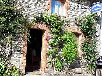 Guest house L'Hot'Berge Hotel La Chapelle-de-Brain